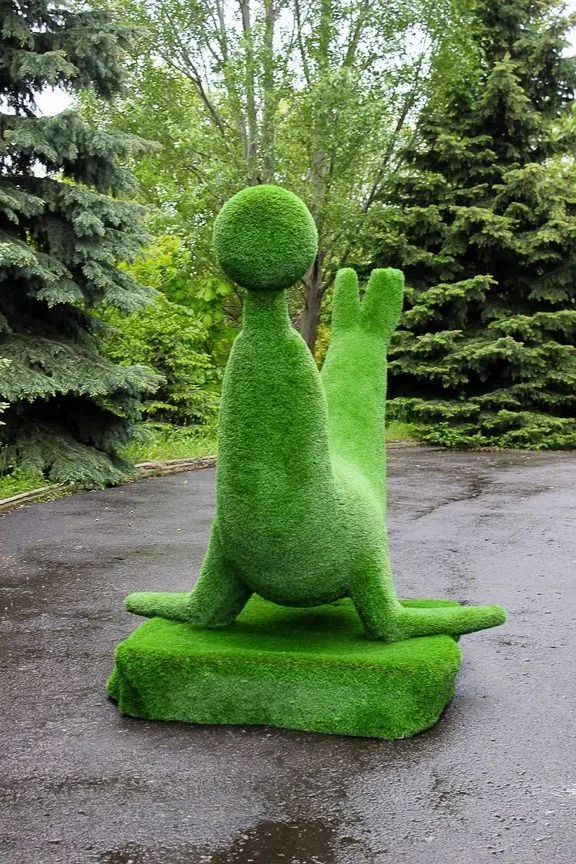 Топиарная фигура Морской лев с мячом