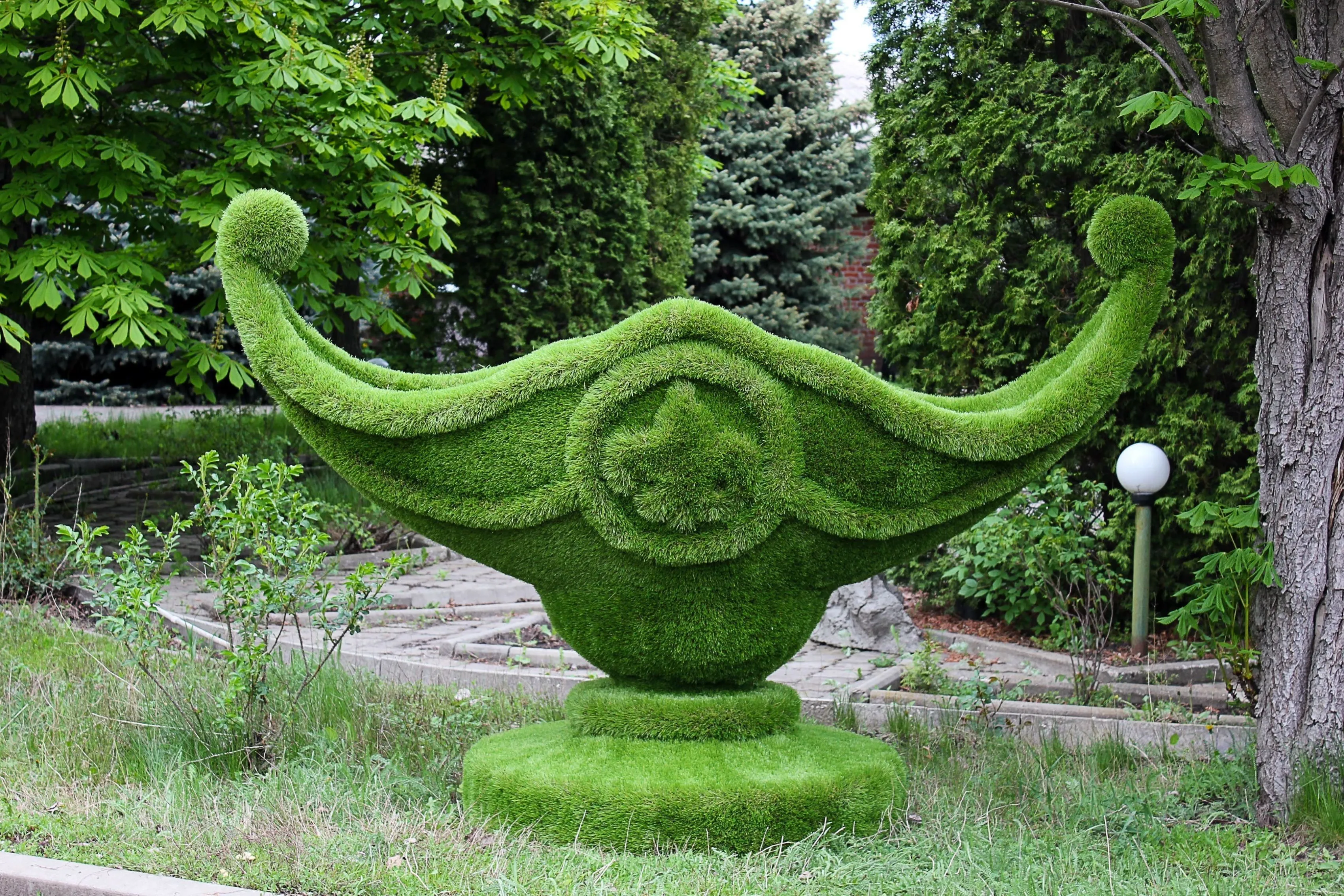 Топиарная фигура "Вазон Версаль"